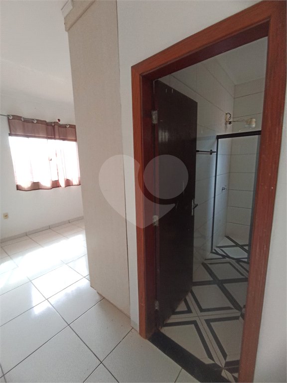 Casa à venda com 3 quartos, sendo 1 suíte, em Residencial Ponta Porã II, Ponta Porã, MS