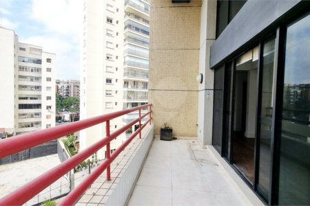 Duplex à venda com 4 suítes em Itaim Bibi, São Paulo, SP