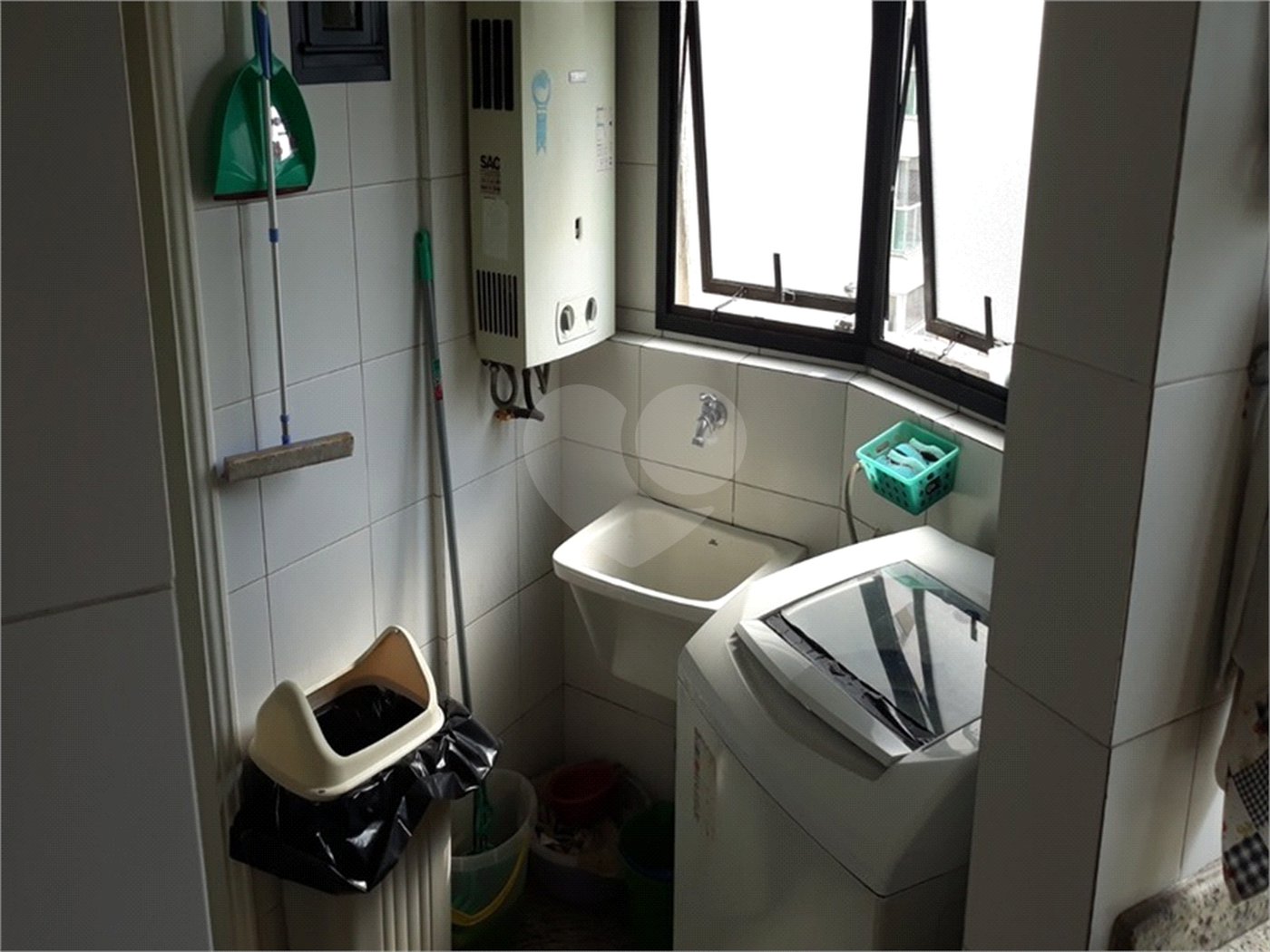 Apartamento para alugar com 3 quartos, sendo 1 suíte,  em Vila Andrade, São Paulo, SP
