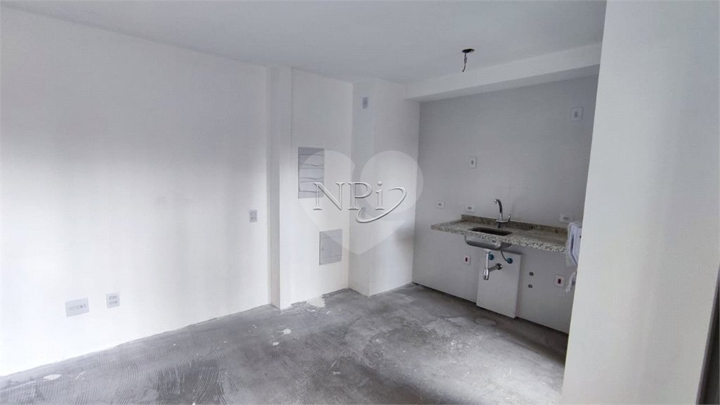 Apartamento à venda com 3 quartos, sendo 2 suítes,  em Moema, São Paulo, SP