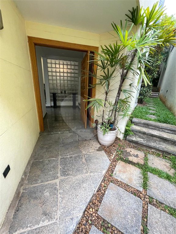 Sobrado à venda com 4 suítes em Vila Aurora (zona Norte), São Paulo, SP