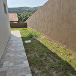 Casa à venda ou para alugar com 2 suítes no condomínio Serra Verde, Atibaia - SP