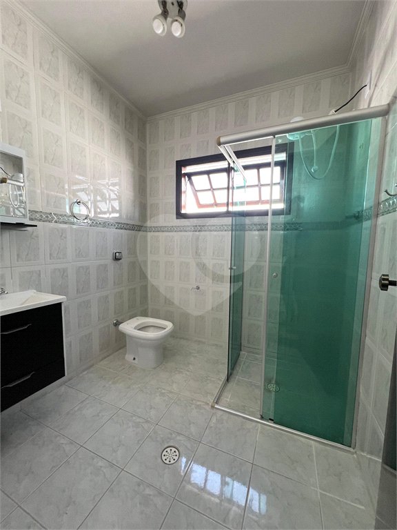 Sobrado à venda com 3 quartos, sendo 1 suíte, em Conjunto Habitacional Brás Cubas, Mogi das Cruzes, SP