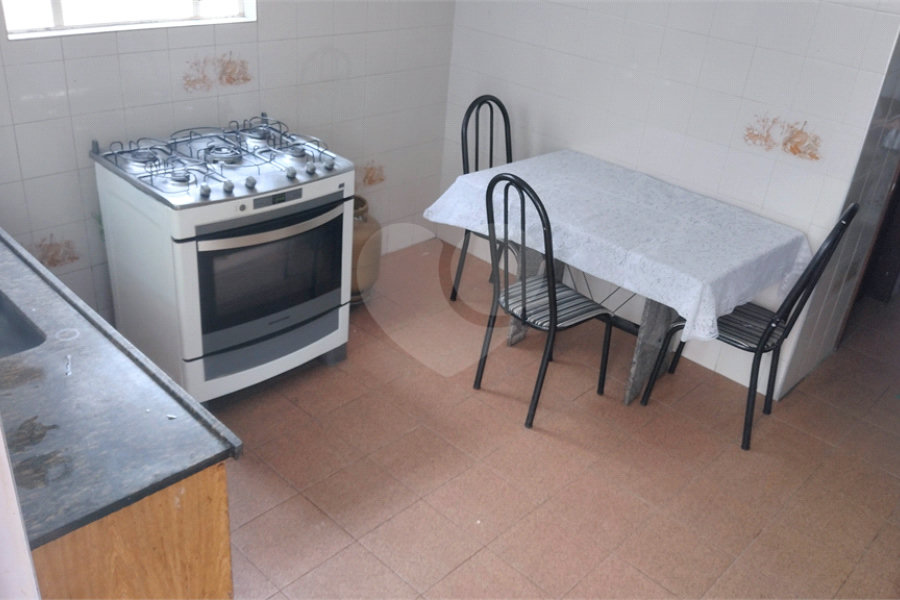 Sobrado à venda com 6 quartos, sendo 3 suítes,  em Vila Guilherme, São Paulo, SP