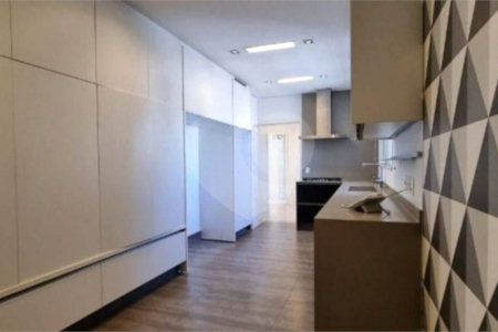 Apartamento à venda com 3 suítes em Vila Mariana, São Paulo, SP