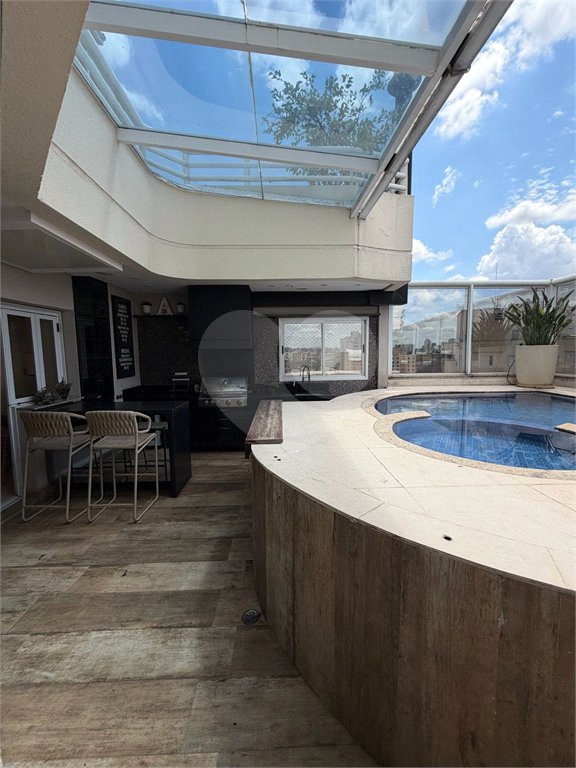 Triplex à venda com 4 suítes em Santa Teresinha, São Paulo, SP