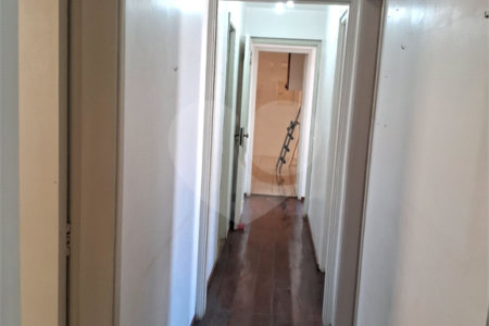 Apartamento à venda com 3 quartos, sendo 1 suíte,  em Vila Mariana, São Paulo, SP
