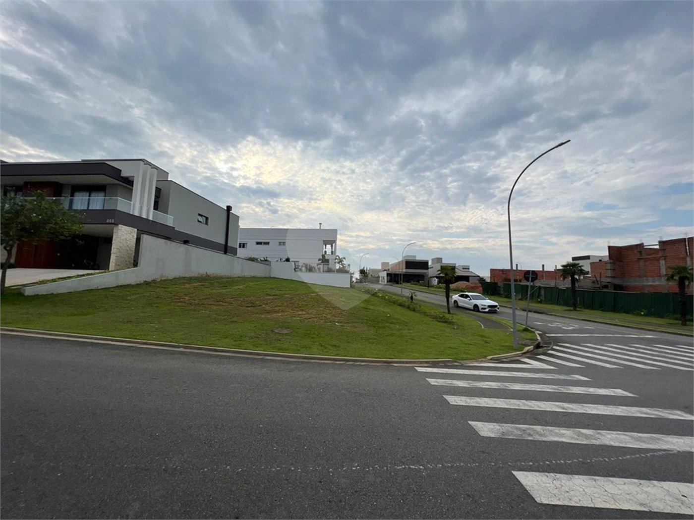 Terreno à venda no condomínio Alphaville Iii, Votorantim - SP