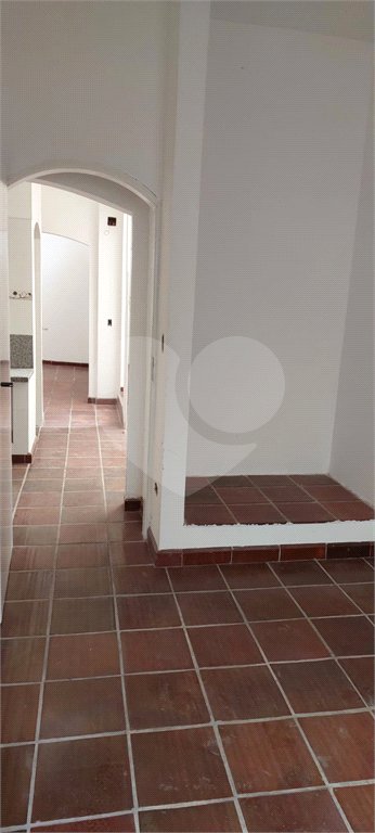 Sobrado à venda com 3 quartos, sendo 2 suítes, em Vila Paulicéia, São Paulo, SP