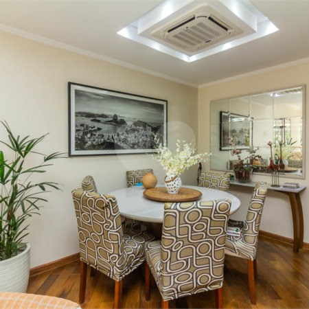 Casa à venda com 3 quartos, sendo 1 suíte, no condomínio Villaggio Di Firenze, São Paulo - SP
