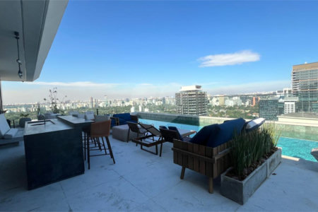 Apartamento à venda com 4 quartos, sendo 2 suítes,  em Pinheiros, São Paulo, SP