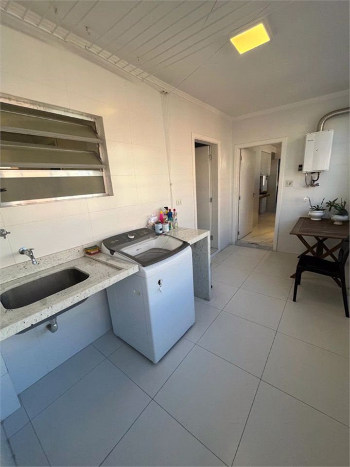 Apartamento Residencial à venda, Gonzaga, Santos - AP0199.