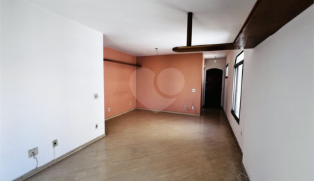 Apartamento à venda com 3 quartos, sendo 1 suíte,  em Santa Cecília, São Paulo, SP