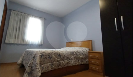 Apartamento à venda com 3 quartos, sendo 2 suítes, em Vila Gilda, Santo André, SP
