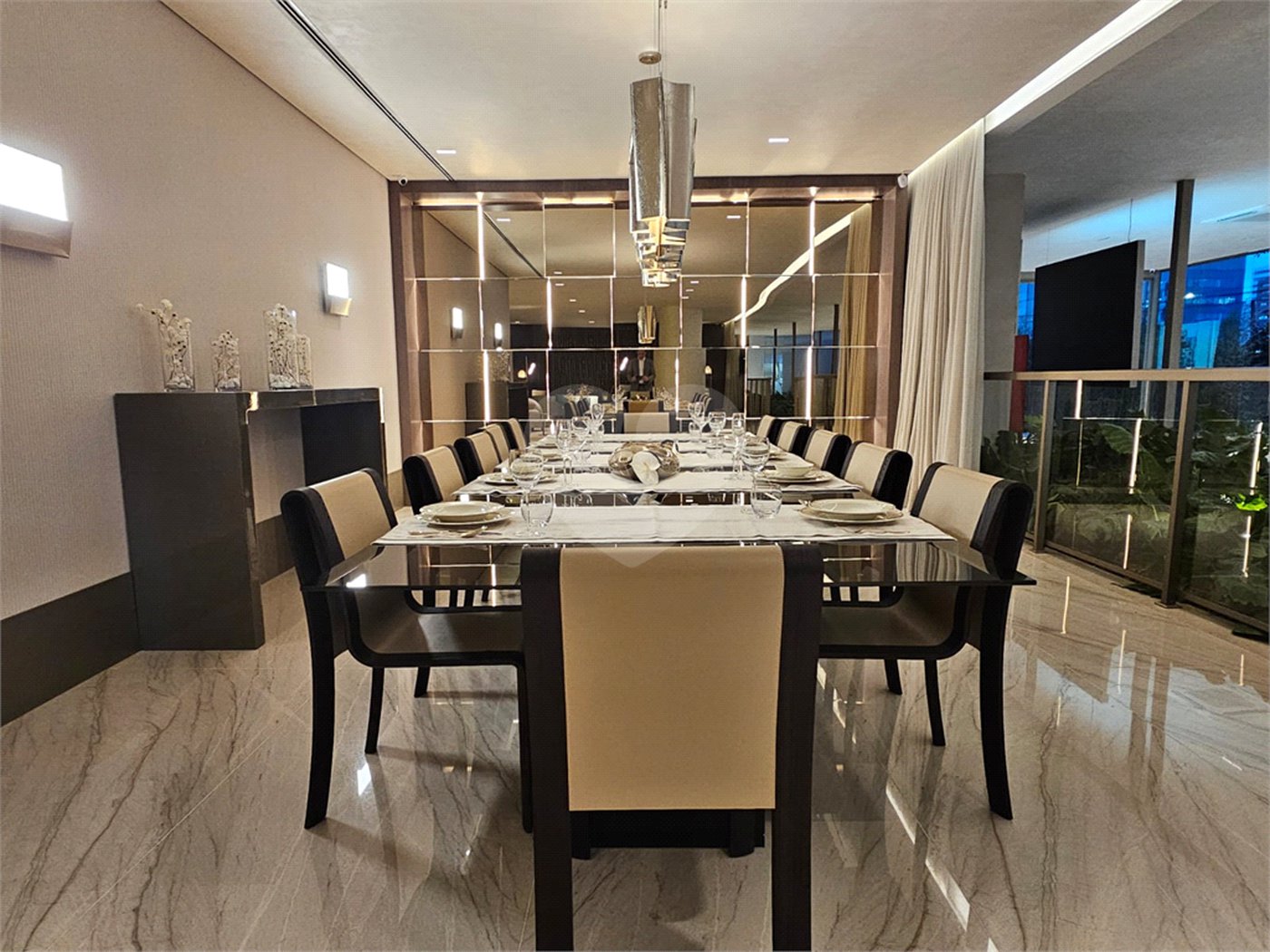 Apartamento à venda com 4 suítes em Cidade Jardim, São Paulo, SP