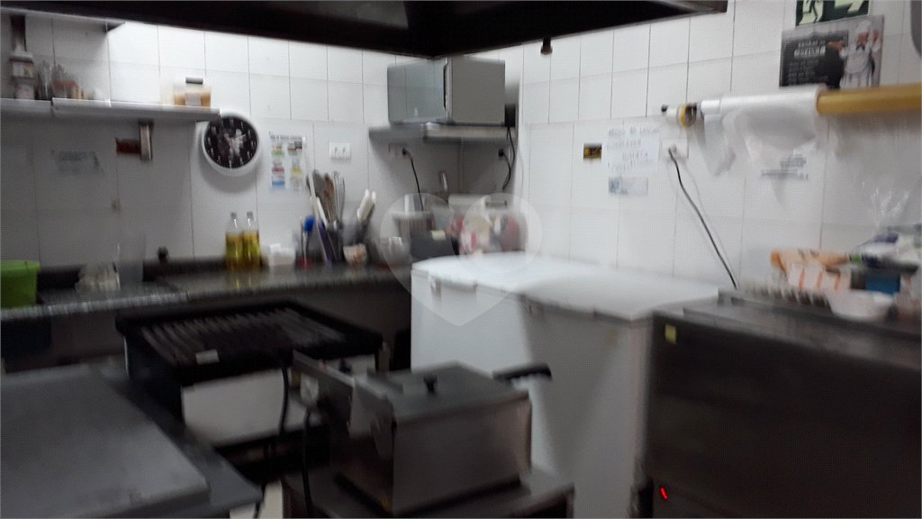 Sobrado à venda ou para alugar com 1 quarto em Granja Julieta, São Paulo, SP