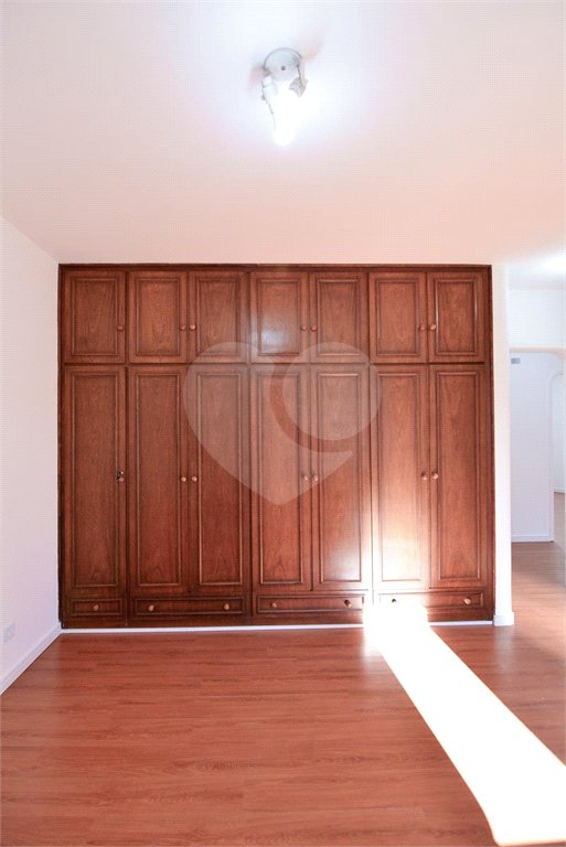 Apartamento à venda com 4 quartos, sendo 2 suítes,  em Brooklin Paulista, São Paulo, SP