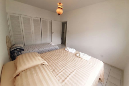 Apartamento Residencial à venda, Pitangueiras, Guarujá - AP0163.