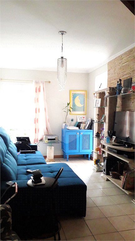 Casa à venda com 3 quartos, sendo 1 suíte,  no condomínio Jardim das Palmas, São Paulo - SP