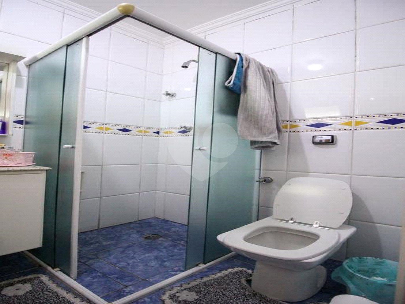 Casa à venda com 5 quartos, sendo 3 suítes, em Vila Paulicéia, São Paulo, SP