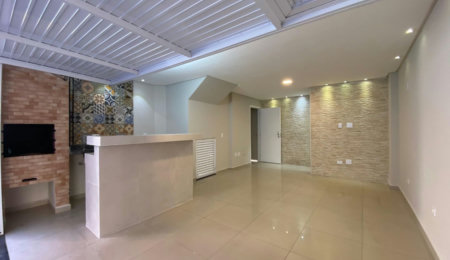 Casa com 2 dormitórios à venda, 106 m² por R$ 580.000,00 - Marapé - Santos/SP