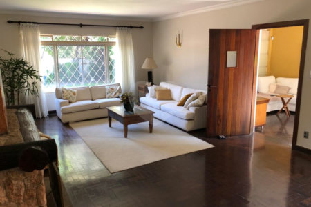 Casa Térrea à venda com 3 suítes em Jardim Petrópolis, São Paulo, SP