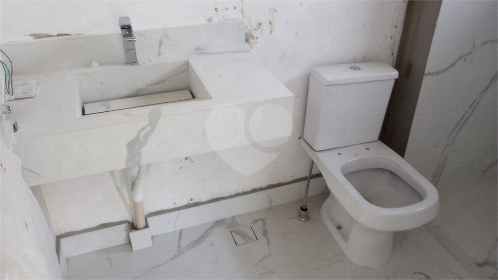 Casa à venda com 3 suítes no condomínio Reserva dos Vinhedos, Louveira - SP
