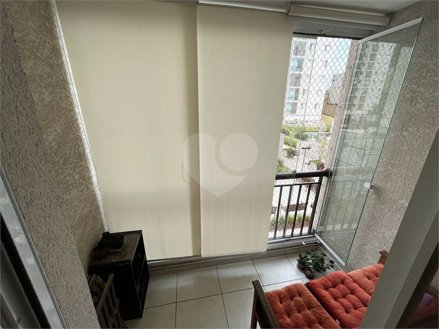 Apartamento à venda com 2 quartos, sendo 1 suíte,  em Vila Praia, São Paulo, SP