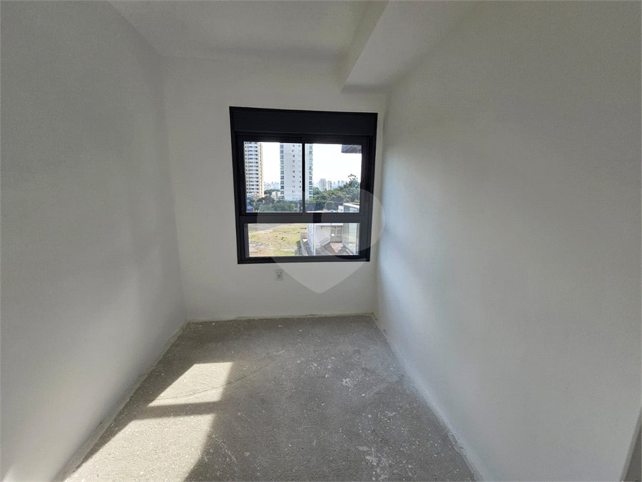 Apartamento à venda com 3 quartos, sendo 1 suíte, em Alto da Boa Vista, São Paulo, SP