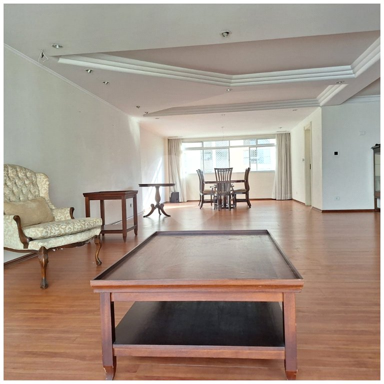 Apartamento para alugar com 4 quartos, sendo 1 suíte, em Bela Vista, São Paulo, SP