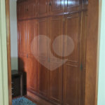 Sobrado à venda com 4 quartos, sendo 2 suítes, em Jardim Quisisana, Poços de Caldas, MG