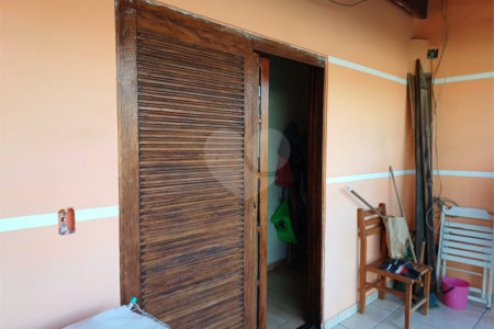 Sobrado à venda com 4 quartos, sendo 1 suíte, em Jardim Recanto Verde, São Paulo, SP