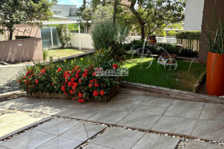 Sobrado à venda com 3 quartos, sendo 1 suíte, em Jardim Paulista, Atibaia, SP