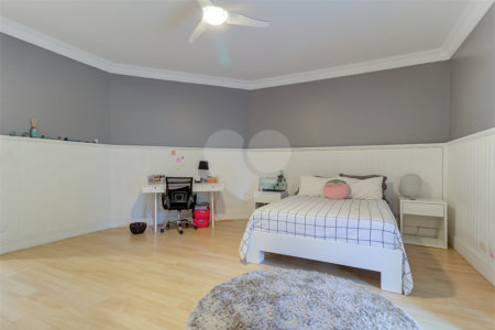 Casa à venda com 4 suítes no condomínio Vila Verde, São Paulo - SP