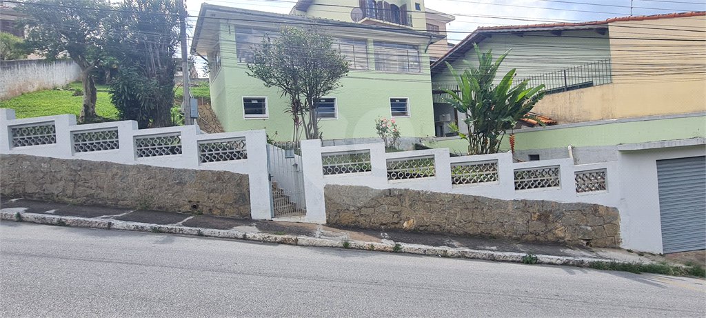 Casa à venda com 3 quartos no Centro, Mairiporã, SP