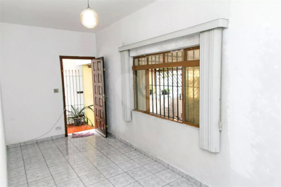 Casa Térrea à venda com 1 quarto em Tremembé, São Paulo, SP