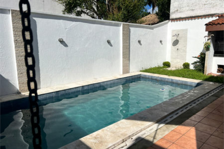 Casa à venda com 4 quartos, sendo 3 suítes, em Chácara Monte Alegre, São Paulo, SP