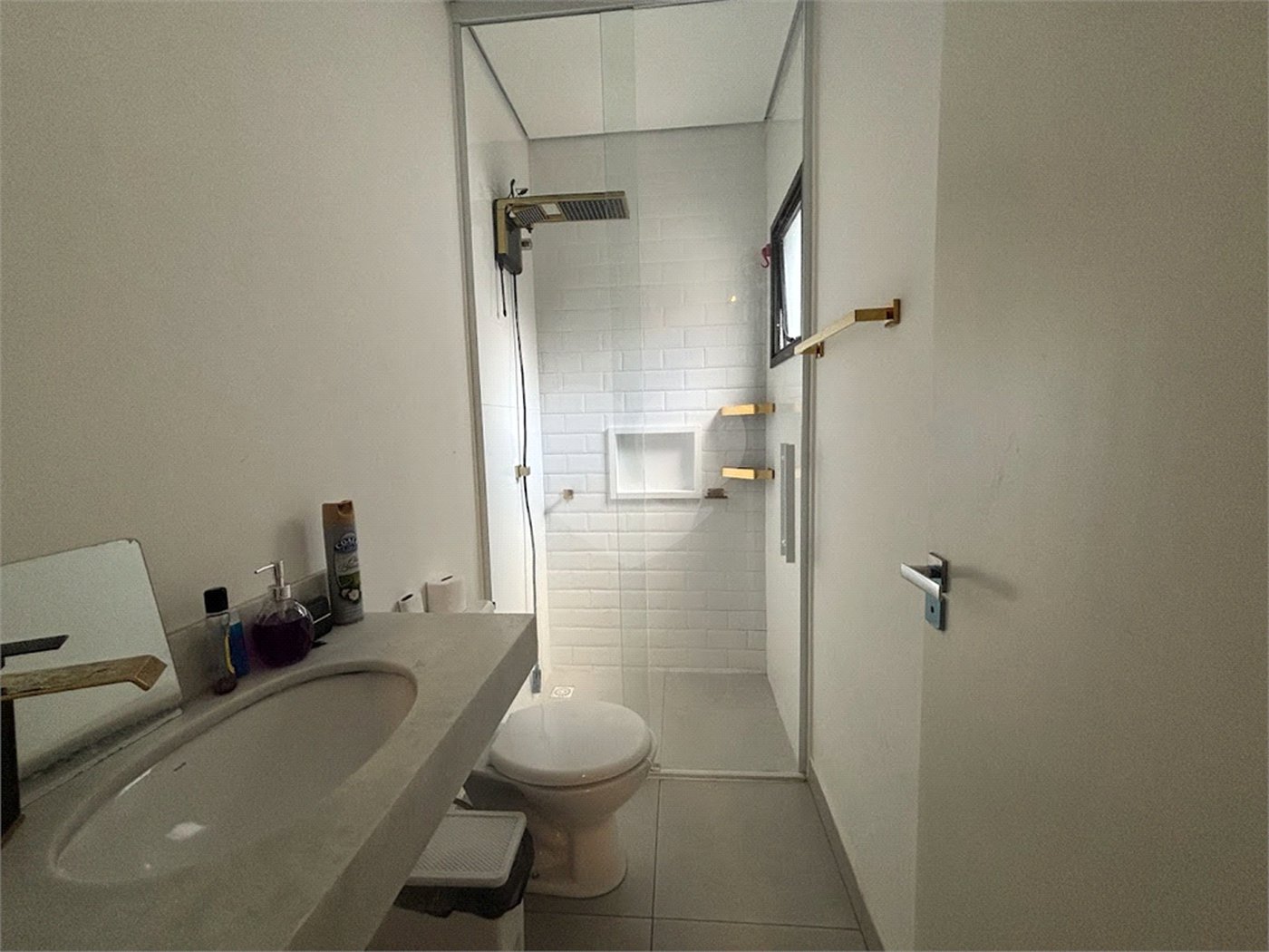 Casa à venda com 3 quartos, sendo 1 suíte, no condomínio Jardim, Sorocaba - SP