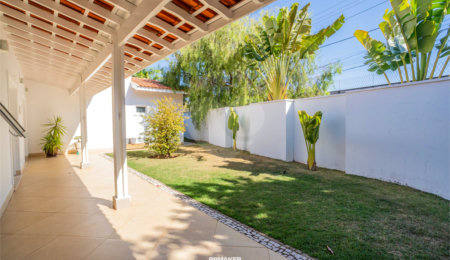 Casa à venda com 3 quartos, sendo 1 suíte,  no condomínio Vinhas da Vista Alegre - Lado Sede, Vinhedo - SP