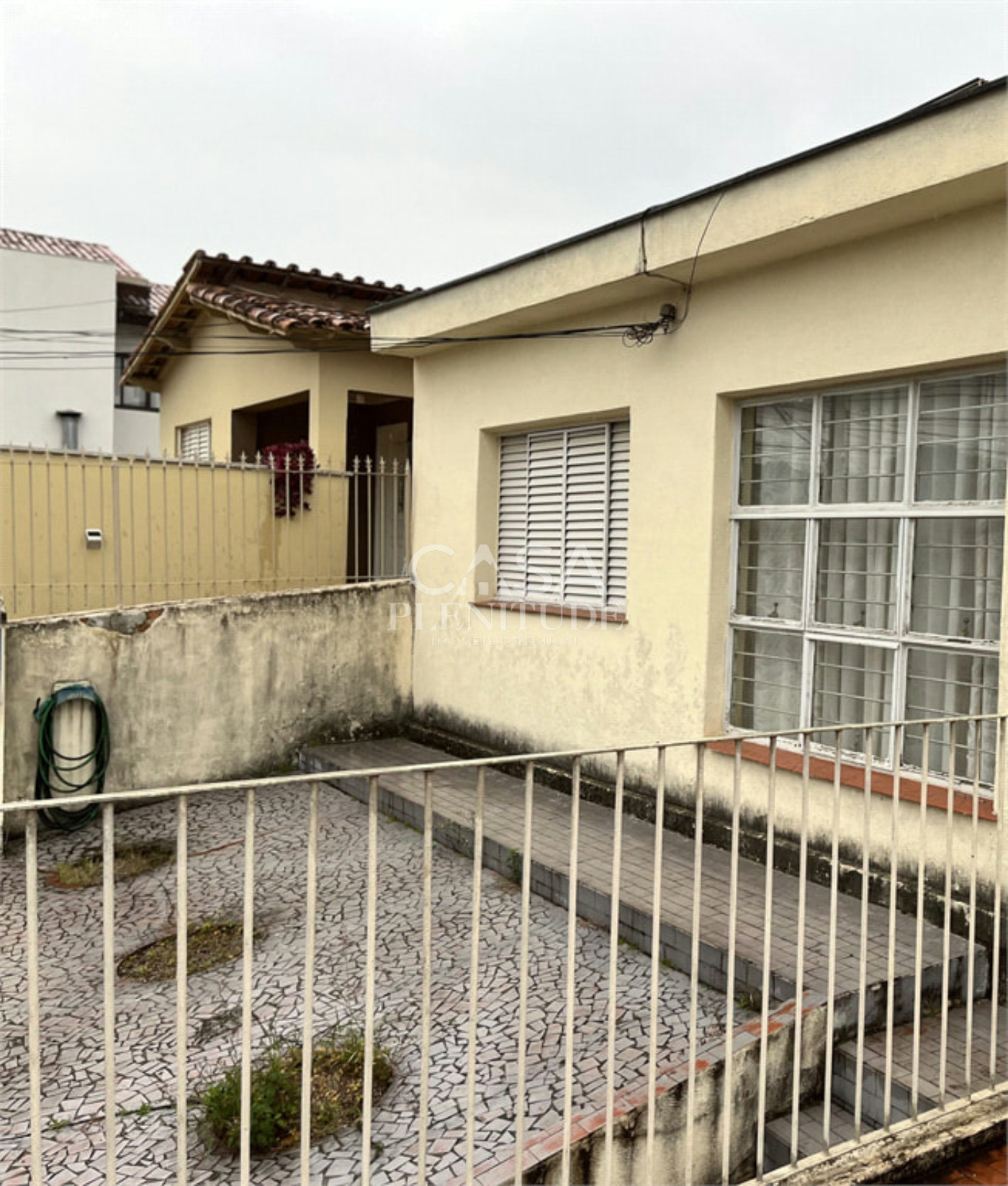 Casa Térrea à venda com 4 quartos, sendo 1 suíte,  em Vossoroca, Votorantim, SP