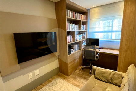 Apartamento à venda com 4 quartos, sendo 3 suítes, em Morumbi, São Paulo, SP