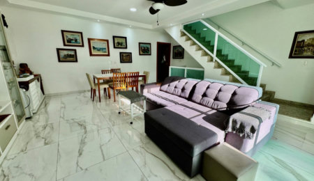 Casa com 4 dormitórios à venda, 208 m² por R$ 2.490.000,00 - Ponta da Praia - Santos/SP