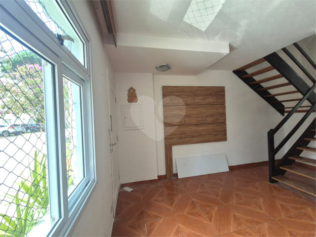 Casa à venda com 3 quartos, sendo 2 suítes,  no condomínio Quintas Marajoara, São Paulo - SP