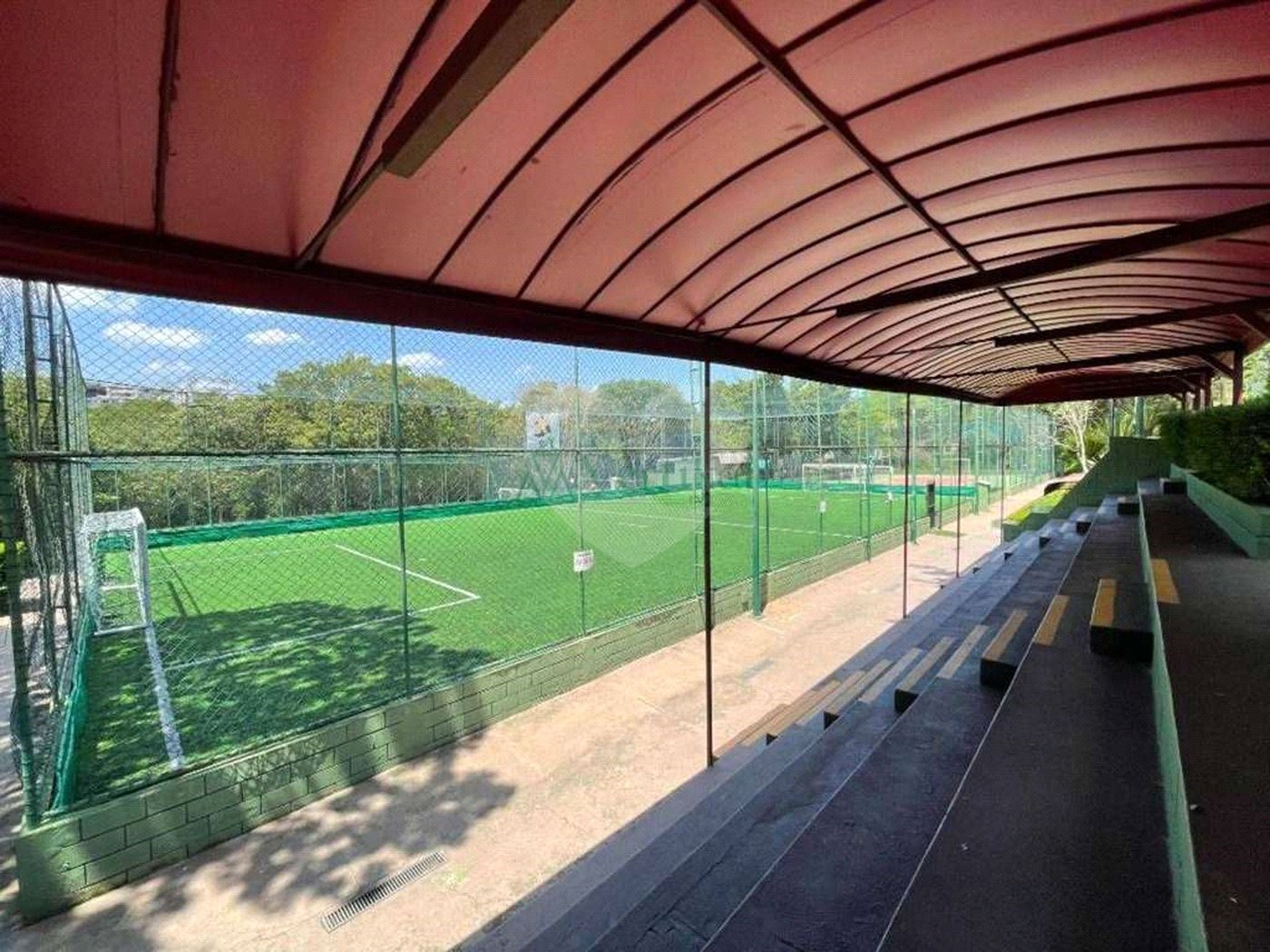 Casa à venda com 4 quartos, sendo 2 suítes,  no condomínio São Paulo Ii, Cotia - SP