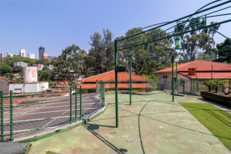 Sobrado à venda com 3 suítes, em Jardim das Bandeiras, São Paulo, SP