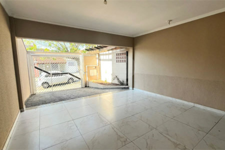Casa à venda com 3 quartos, sendo 1 suíte, em Jardim São Lourenzo, Sorocaba, SP