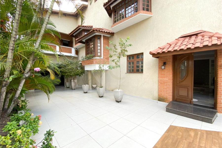 Casa à venda com 3 quartos, sendo 1 suíte, em Santana, São Paulo, SP
