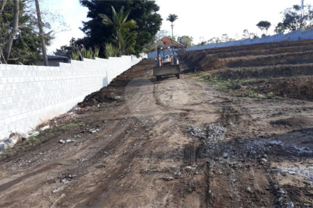 Terreno à venda em Botujuru, Mogi das Cruzes, SP