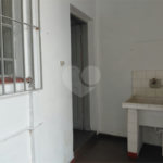Sobrado à venda com 2 quartos em Vila Ipojuca, São Paulo, SP