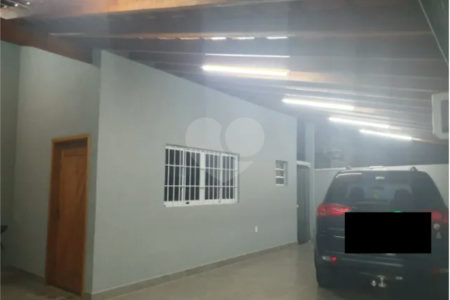 Casa térrea com 3 dorms, João Aranha